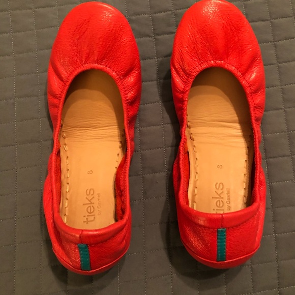 Poppy Tieks - Sold Out! - Picture 1 of 5